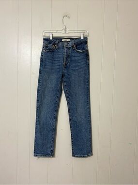Levi’s Wedgie Straight Jeans 26 Blue High Rise Vintage Fit Straight Leg Denim